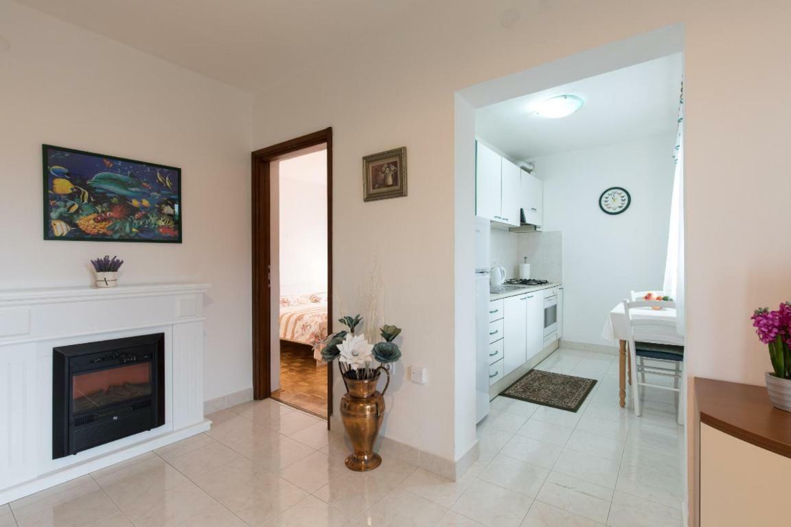 Apartment Calista Рабац Экстерьер фото